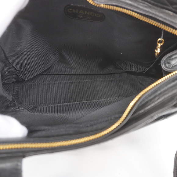 Auth Chanel shoulder bag matelasse lambskin black gold metal - Picture 4 of 10